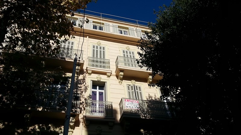 LOCATION T2 TOULON MOURILLON