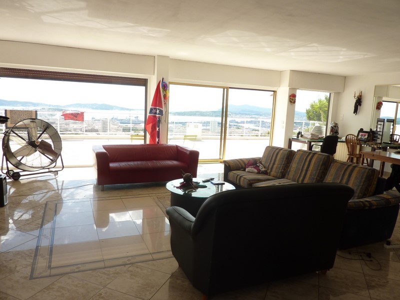 VENTE T5 TERRASSE TOULON FARON