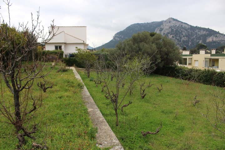 TERRAIN A BATIR TOULON OUEST 4 CHEMIN DES ROUTES 