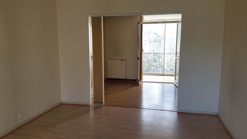 vente t4 toulon aguillon