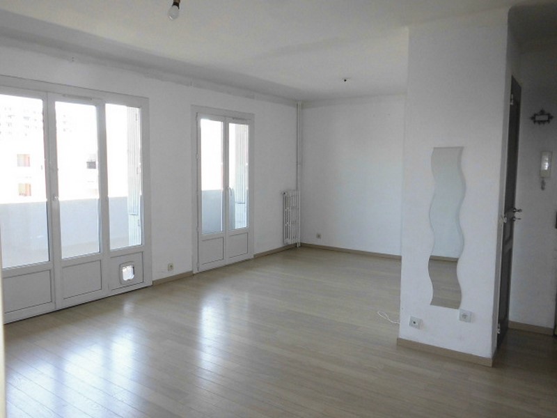 A VENDRE T4 AGUILLON BALCON