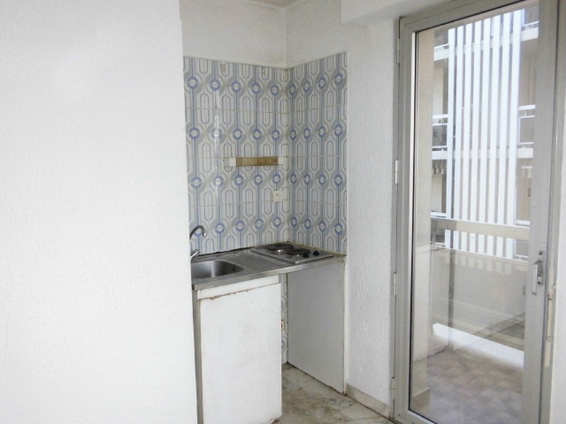 vente T2 Toulon St Roch Balcon